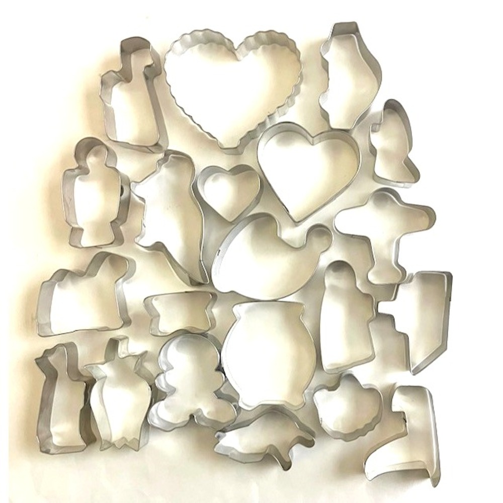 Vintage Large Lot of 21 All Occasion Metal Cookie Cutters Assorted Shapes Sizes